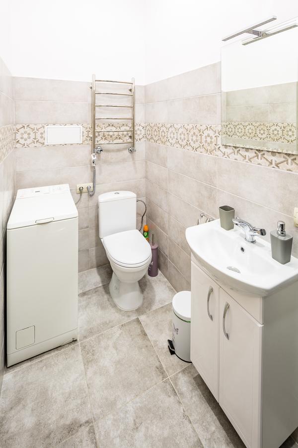 #1 Apartment Львов Экстерьер фото